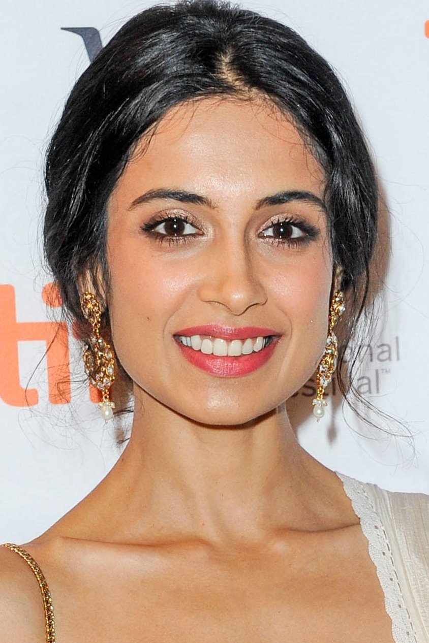 Sarah-Jane Dias backdrop