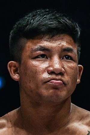 Rodtang Jitmuangnon backdrop