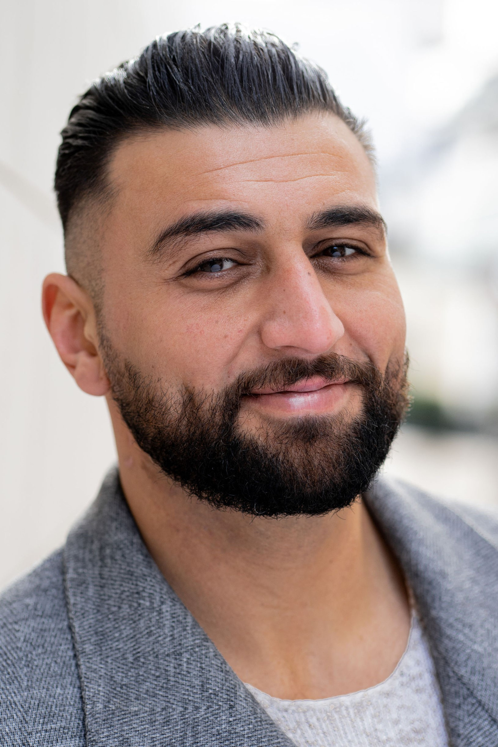 Michael Keseroglu backdrop