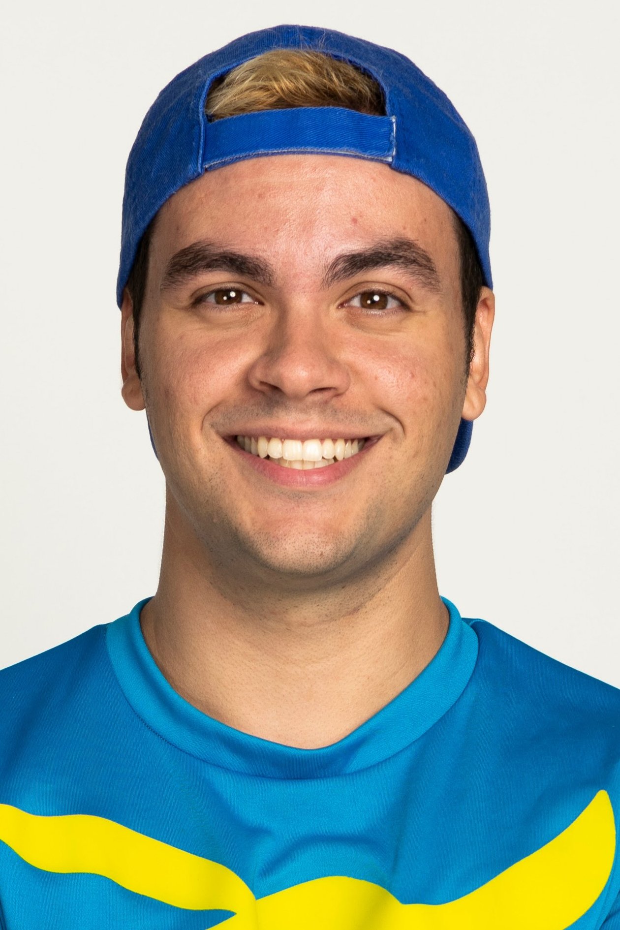 Luccas Neto backdrop