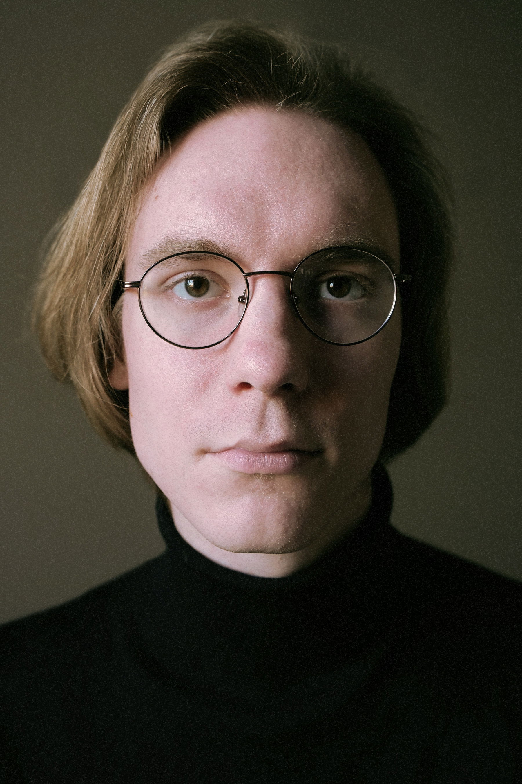 Kyle Odefey backdrop