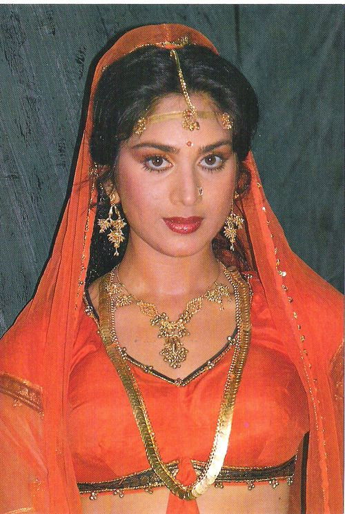 Meenakshi Sheshadri backdrop