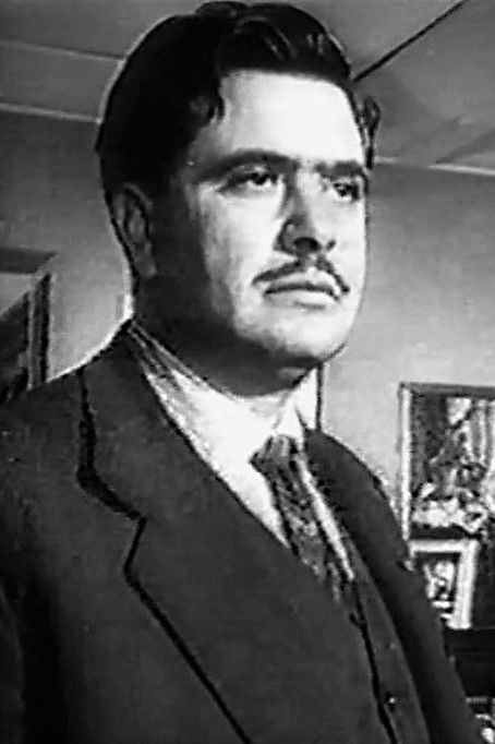 Francisco Sánchez backdrop