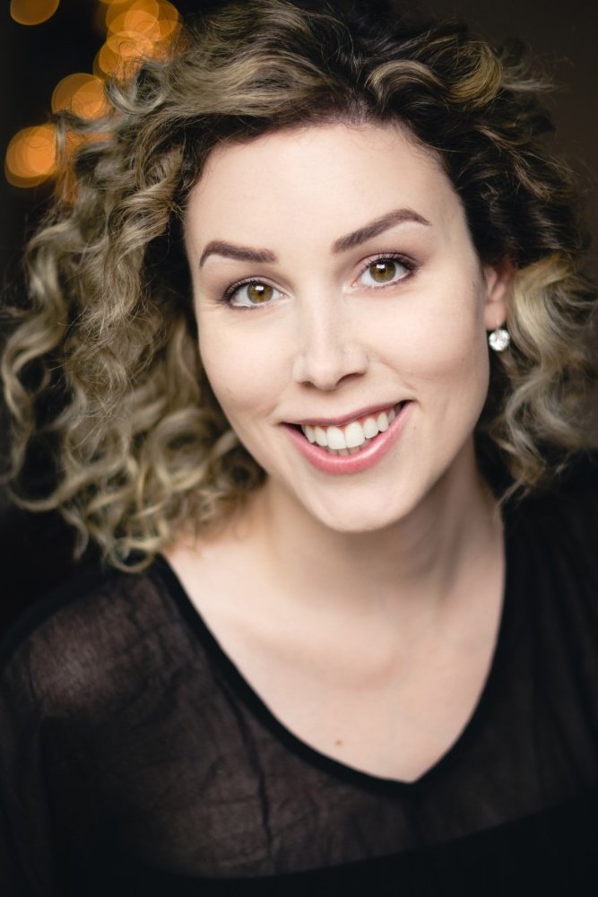 Pascale Drevillon backdrop