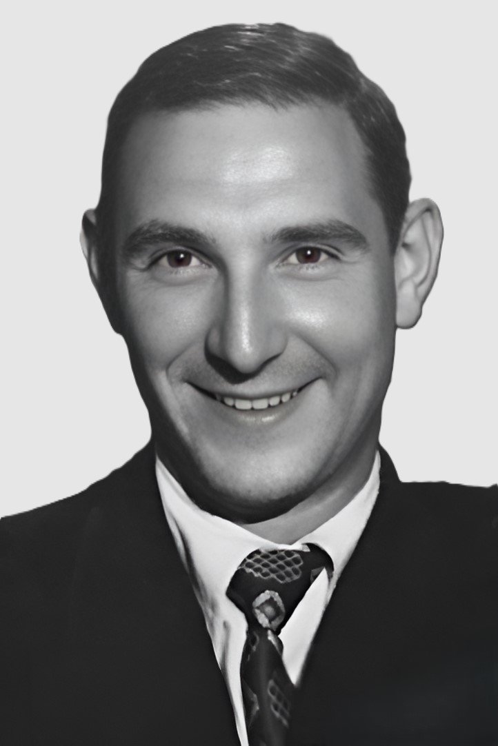 Tomás Zori backdrop