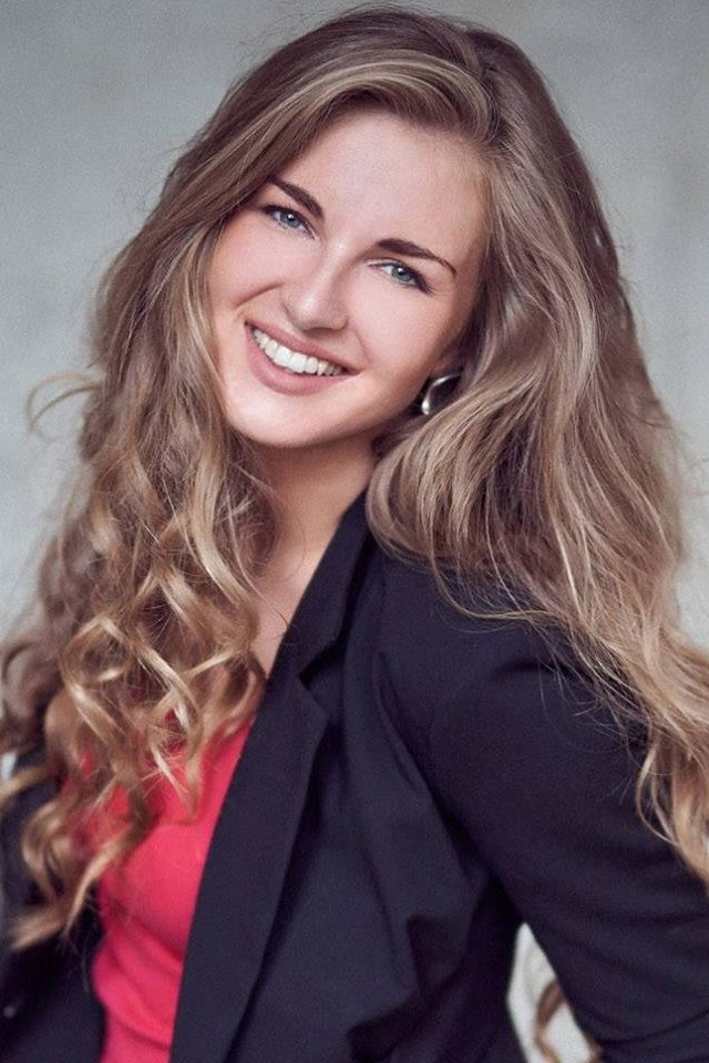 Olga Verbitskaya backdrop