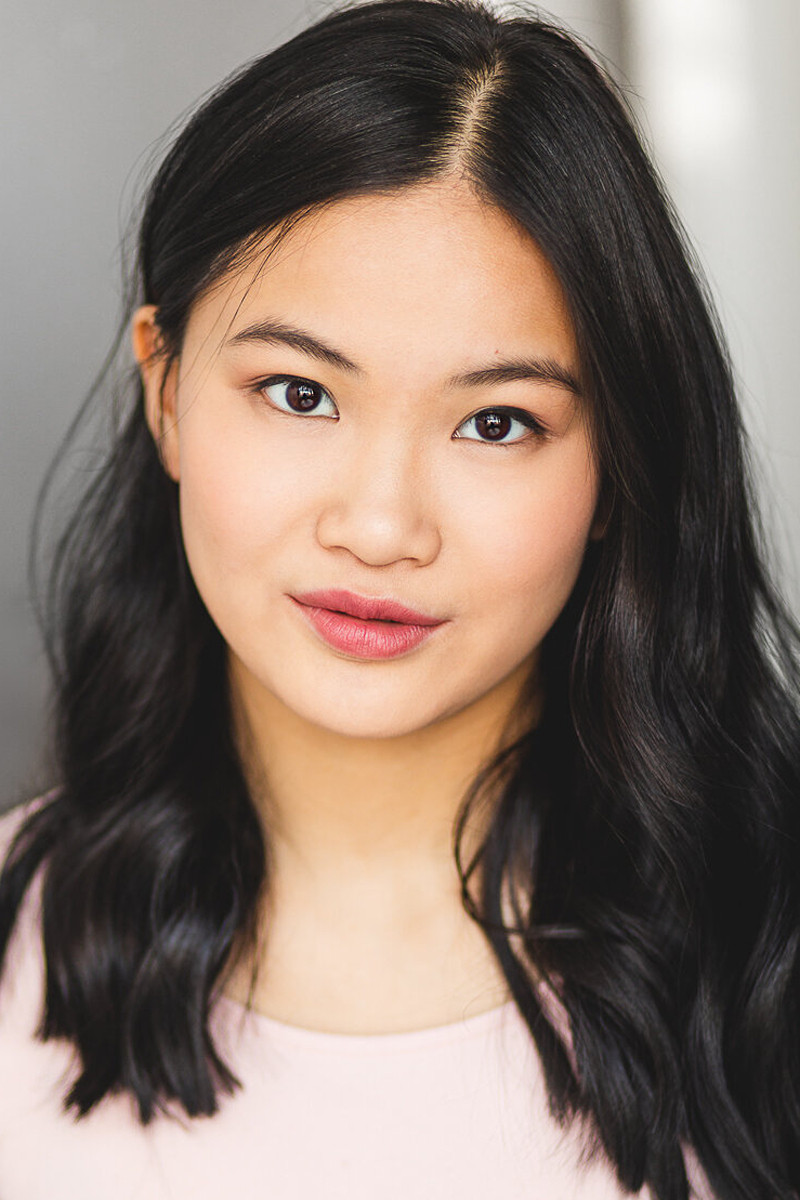 Cecilia Lee backdrop