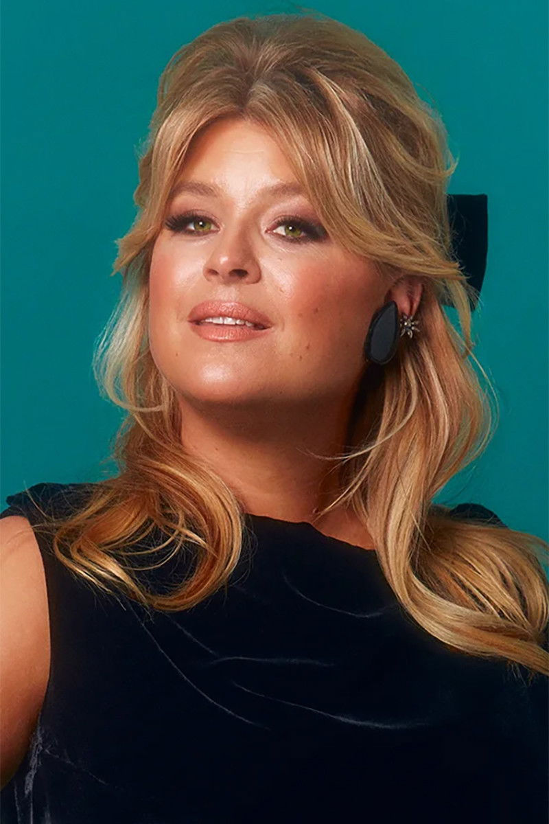 Linnea Henriksson backdrop