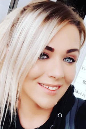 Kazza Glennon backdrop