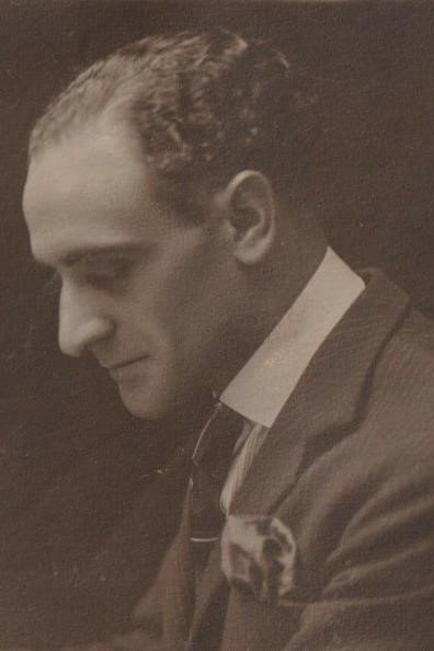 Guido Brignone: Gvido Brinjone backdrop