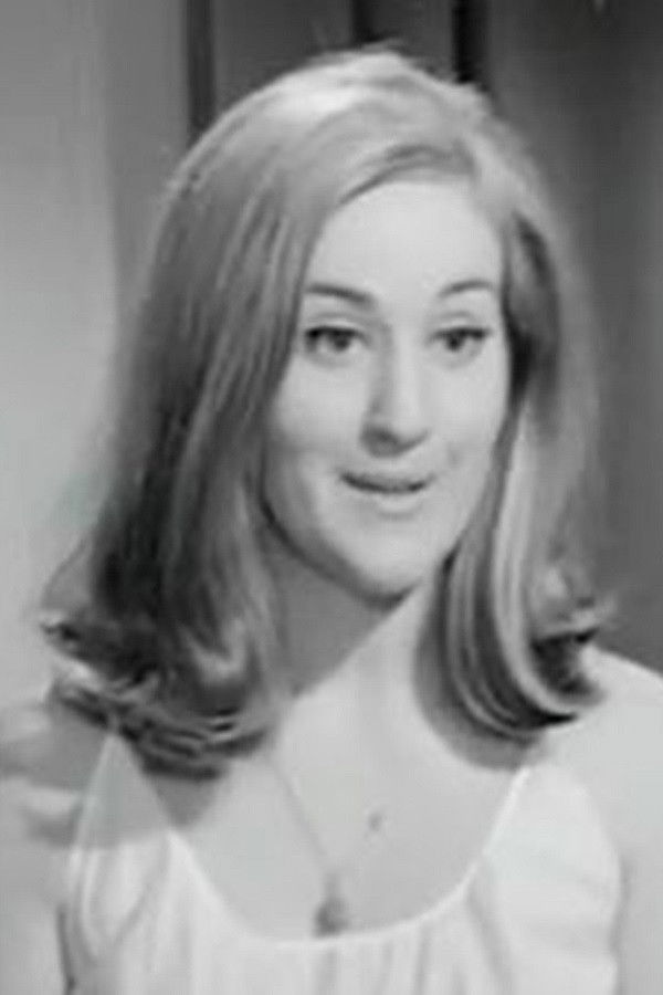 Angeliki Baroutsou backdrop