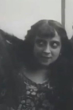 Nina Tschernobajewa backdrop