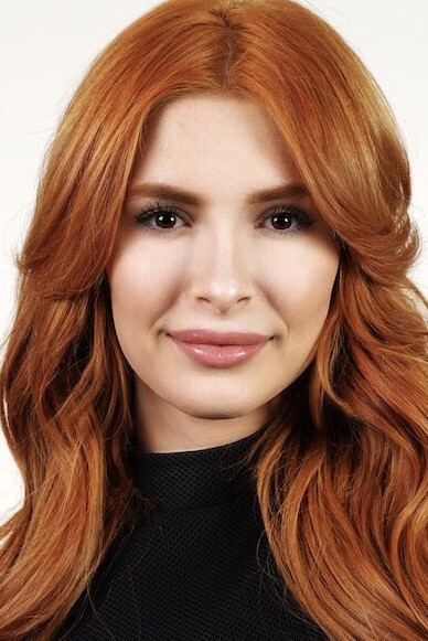 Chloe MacLeod backdrop