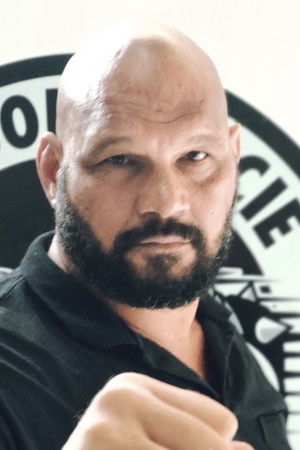 Ricardo Morais backdrop