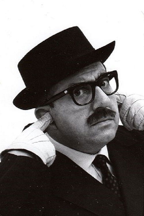 Marcello Marchesi: Marcelo Markesi backdrop