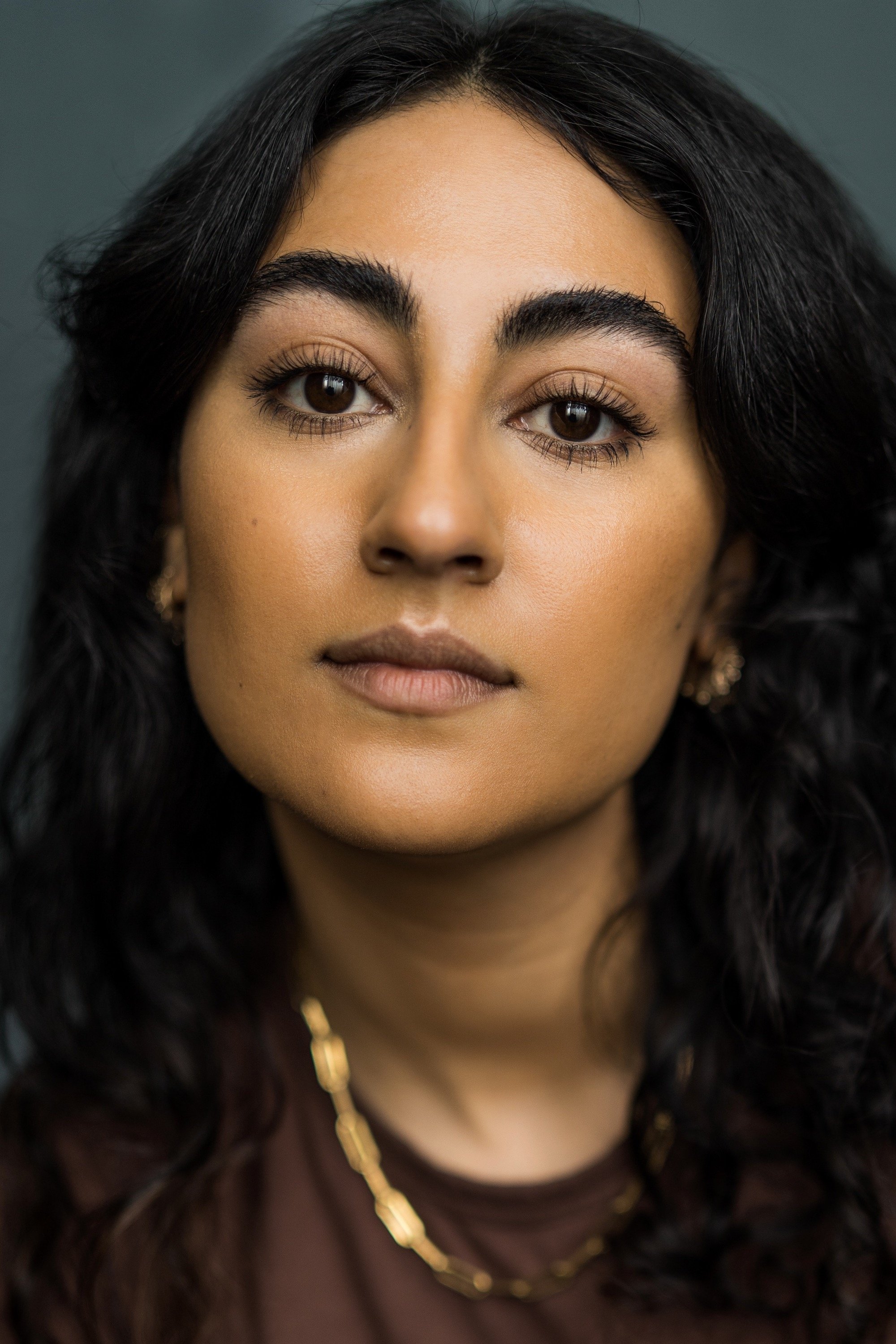 Afsaneh Dehrouyeh backdrop