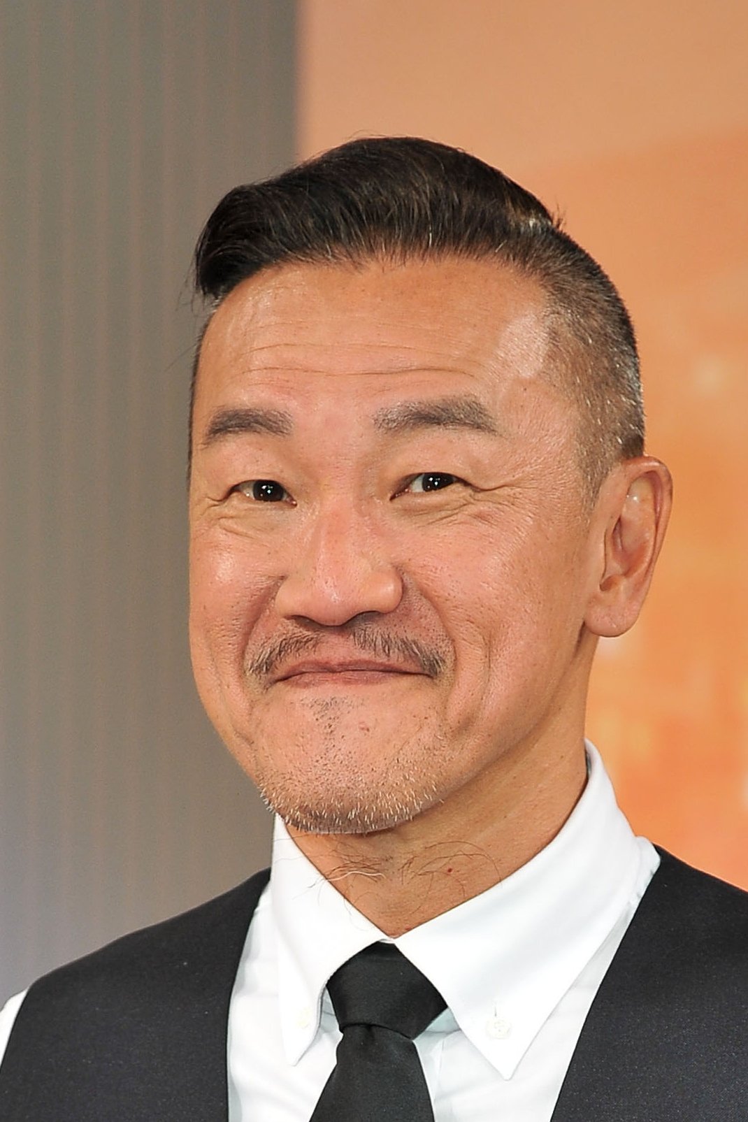 Chen Wei-Min backdrop