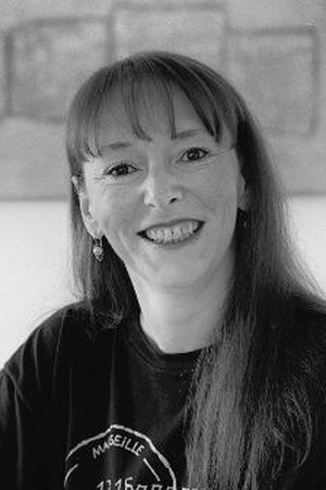 Stéphanie Loïk backdrop