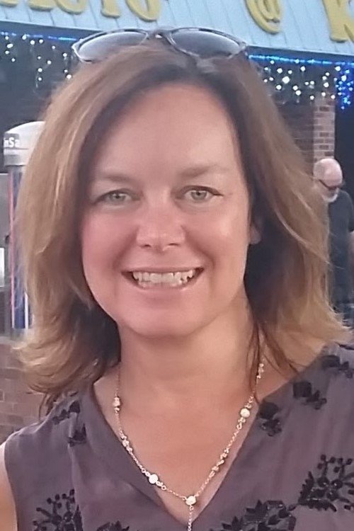 Kelly Demaret backdrop