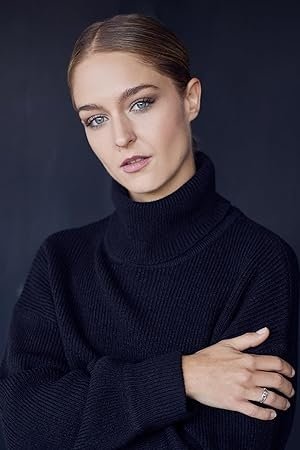 Donna Cormack Thomson backdrop