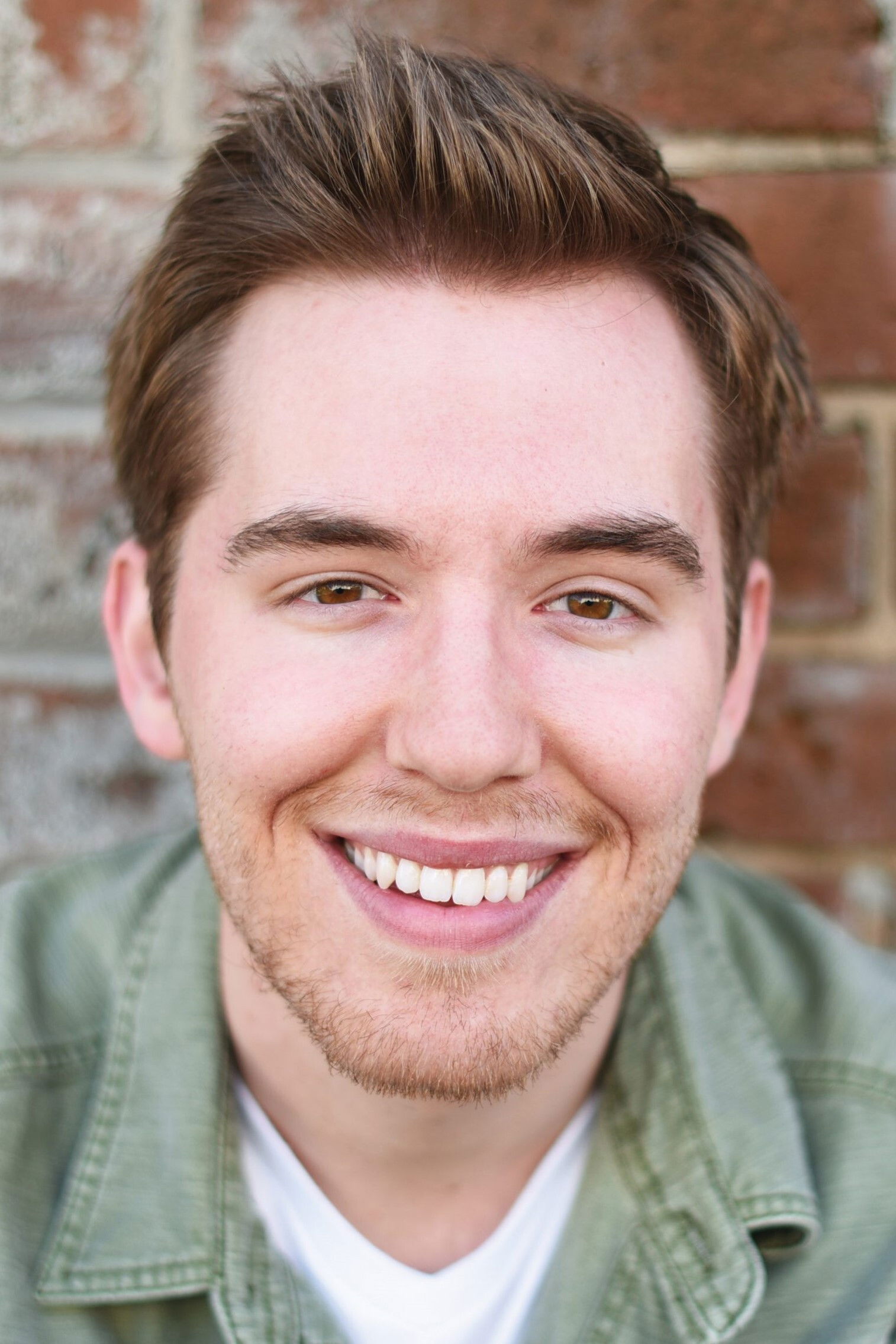 Justin Smith backdrop