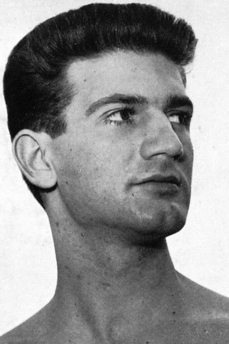 Leonardo Bragaglia backdrop