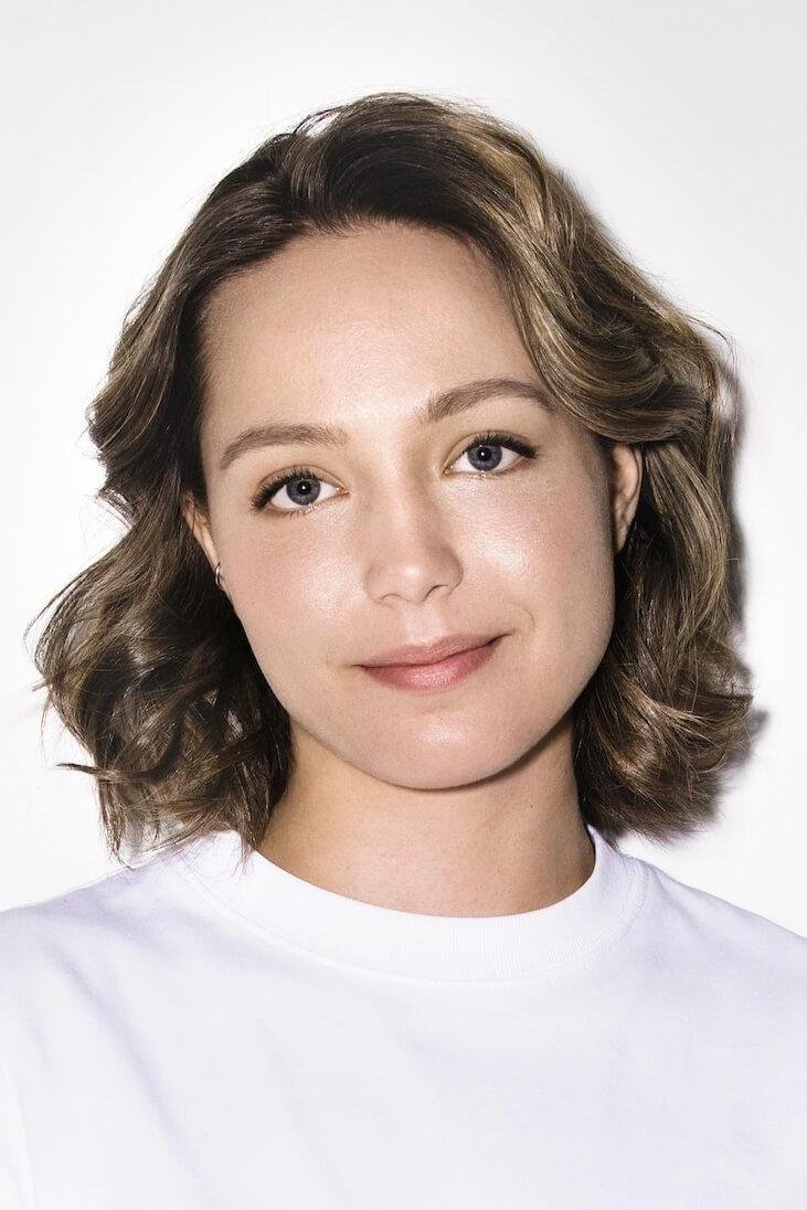 Aamu Milonoff backdrop