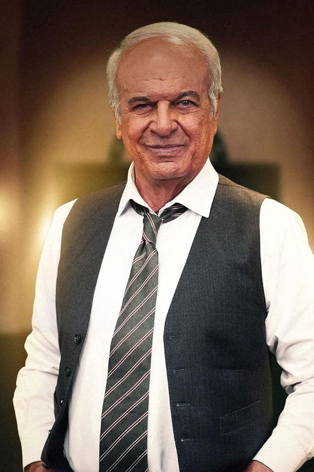 Gholamreza Nikkhah backdrop