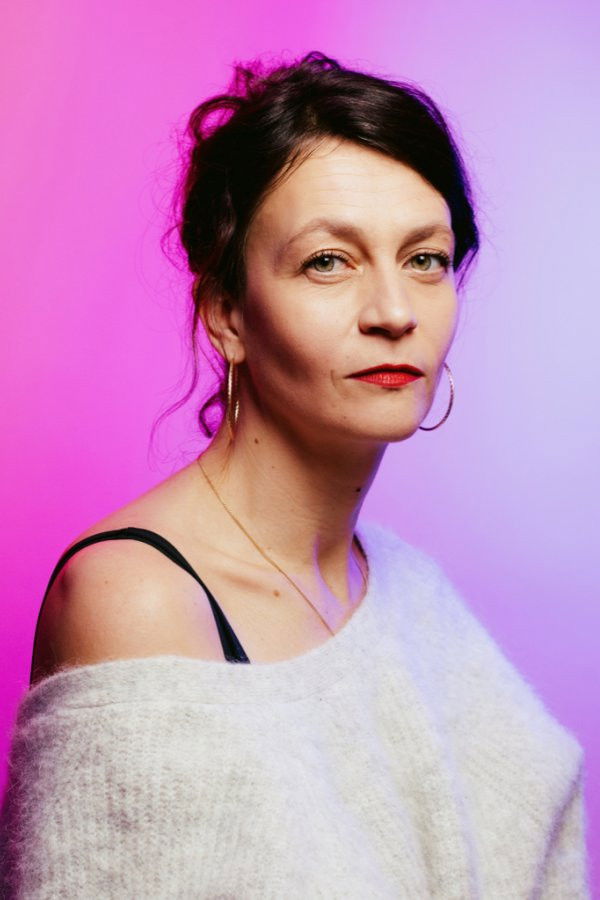 Julie Lerat-Gersant backdrop