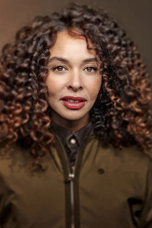 Joy Denalane backdrop