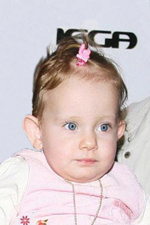 Angeliki Pavlopoulou backdrop