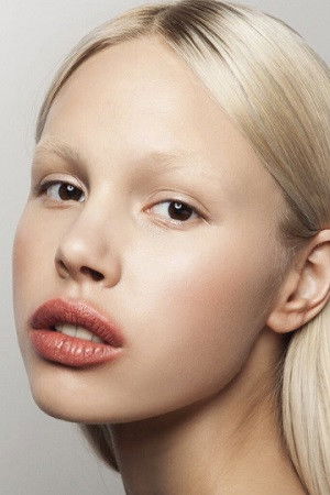 Darya Kashirina backdrop