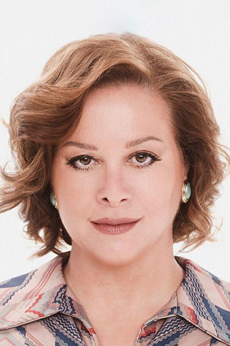 Yiolanta Balaoura backdrop