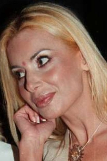 Giouli Barka backdrop