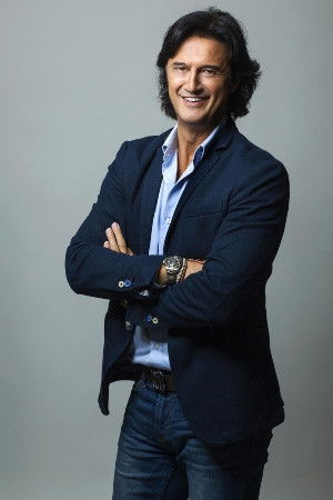 Poty Castillo backdrop