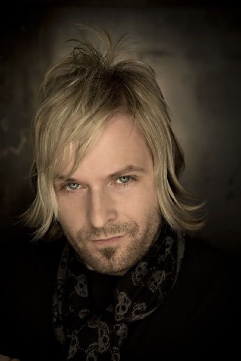 Kevin Max Smith backdrop