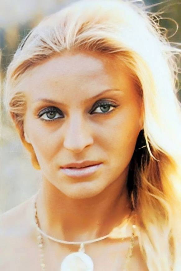 Artemis Tsarmi backdrop