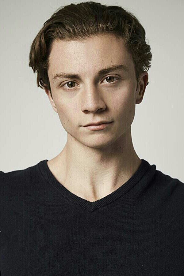 Richard Ellis backdrop