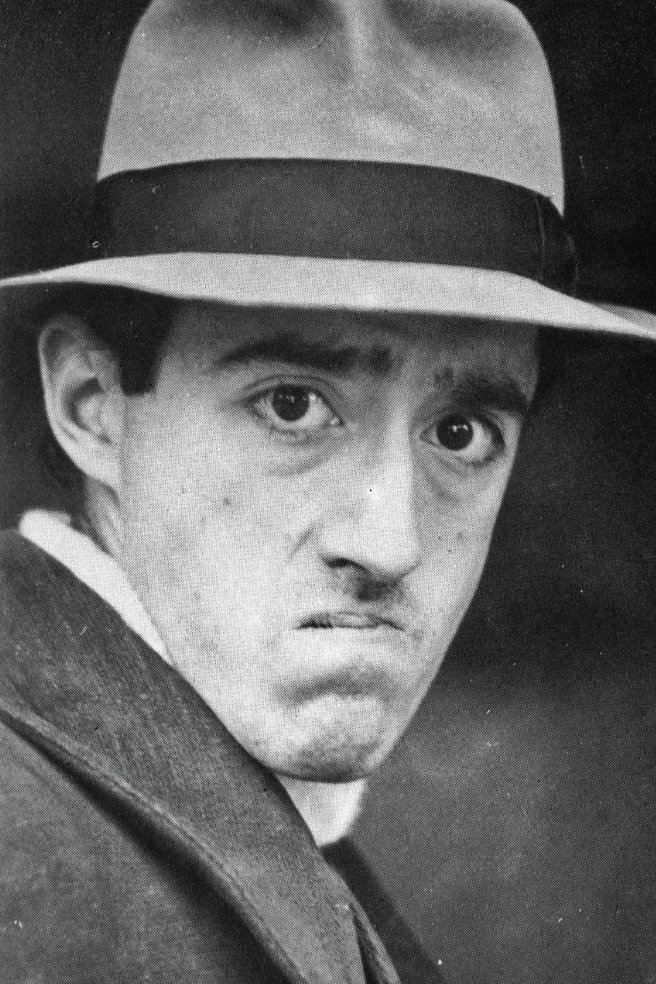 Francesko De Rosa backdrop