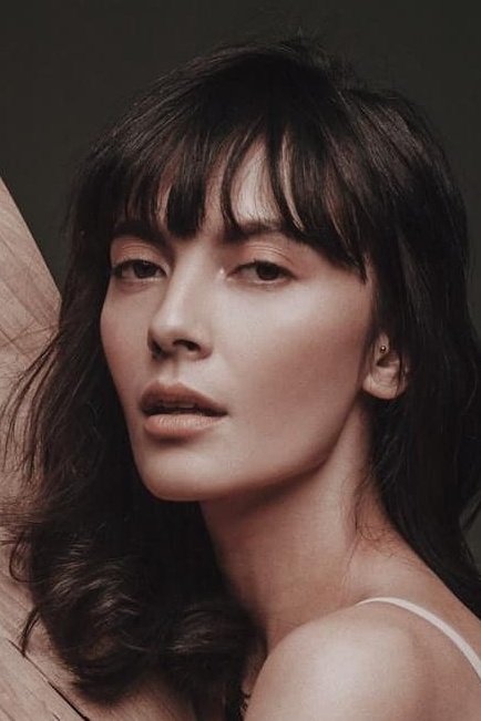 Widika Sidmore backdrop