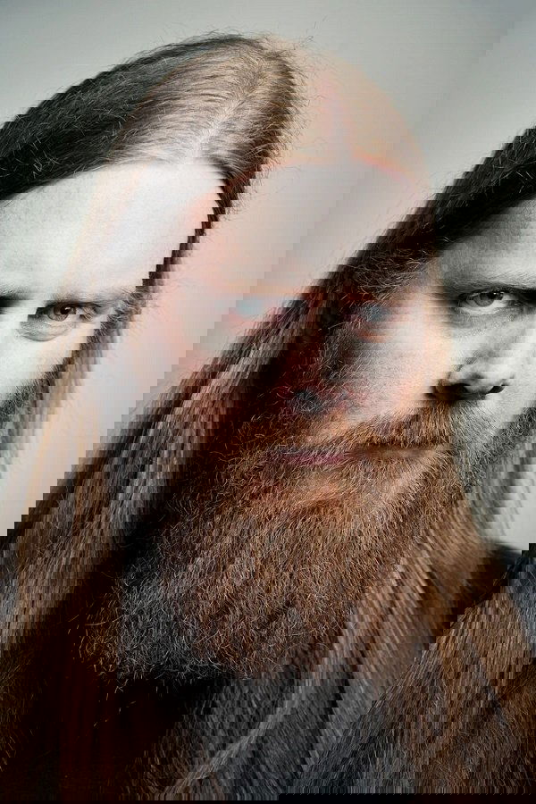 Lars Sundsbø backdrop