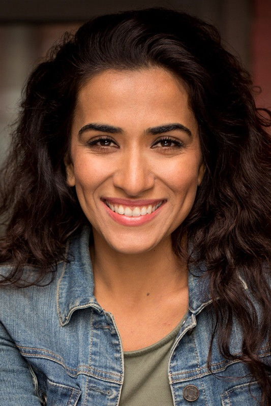 Anxhali Khurana backdrop