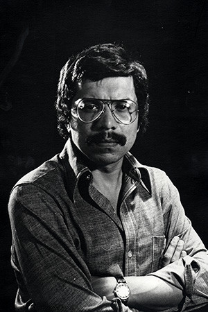 Víctor Vega backdrop