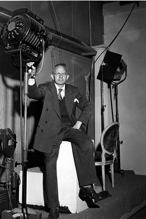 Roman Freulich backdrop