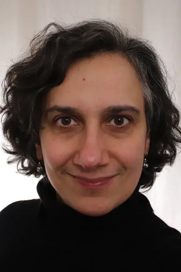 Juli Saragosa backdrop