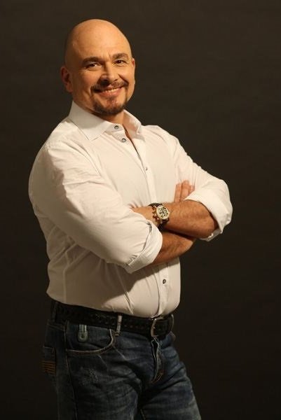 Sergey Trofimov backdrop