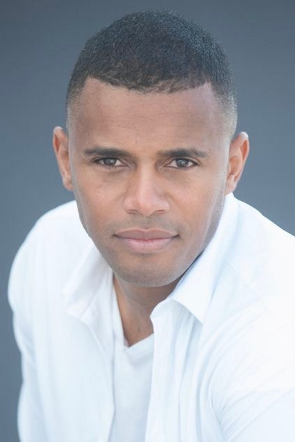 Juan Dos Santos backdrop