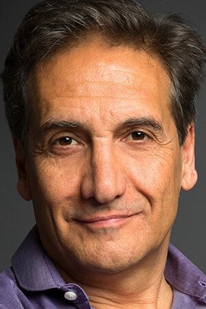 Paulo Matos backdrop