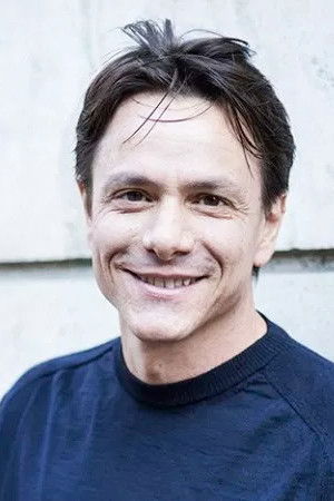 Vito Napolitano backdrop