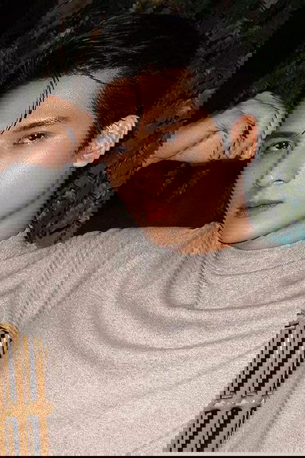 Trương Minh Thảo backdrop